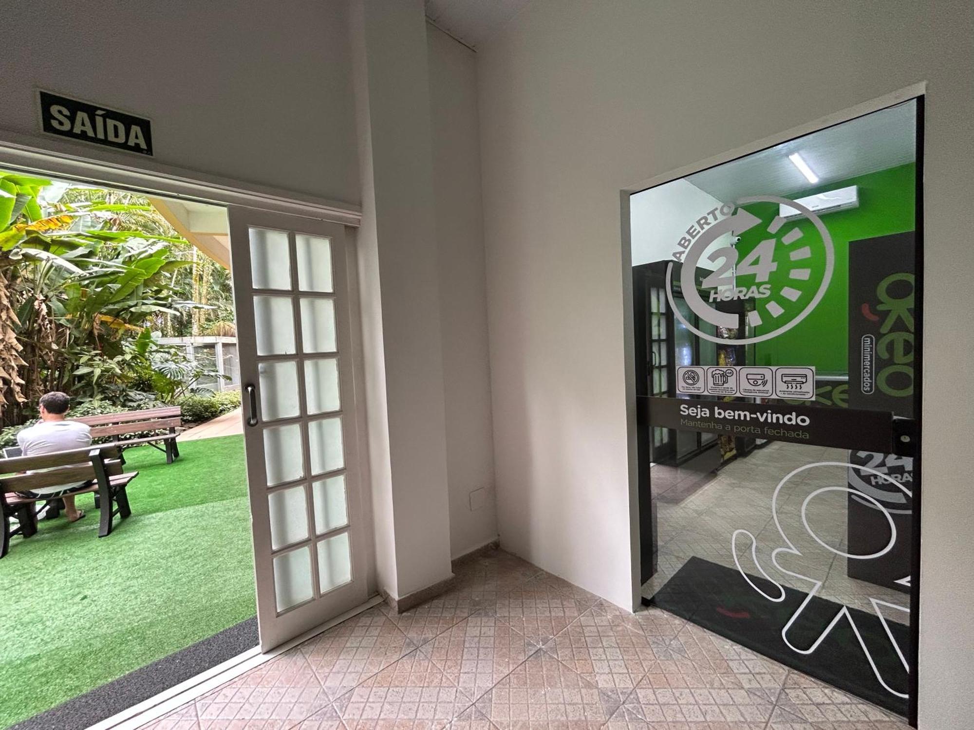 Fabuloso Flat 225, 2 Piscinas Climatizadas, Sky Com 170 Canais,Tv Com Xbox, Internet Particular 500M Bertioga, Riviera De Sao Lourenco Flat Duplex Inteiro, Adega, Cozinha Equipada Completa Servico De Hotelaria, Servico De Praia Nos Finais De Semana Exteriér fotografie